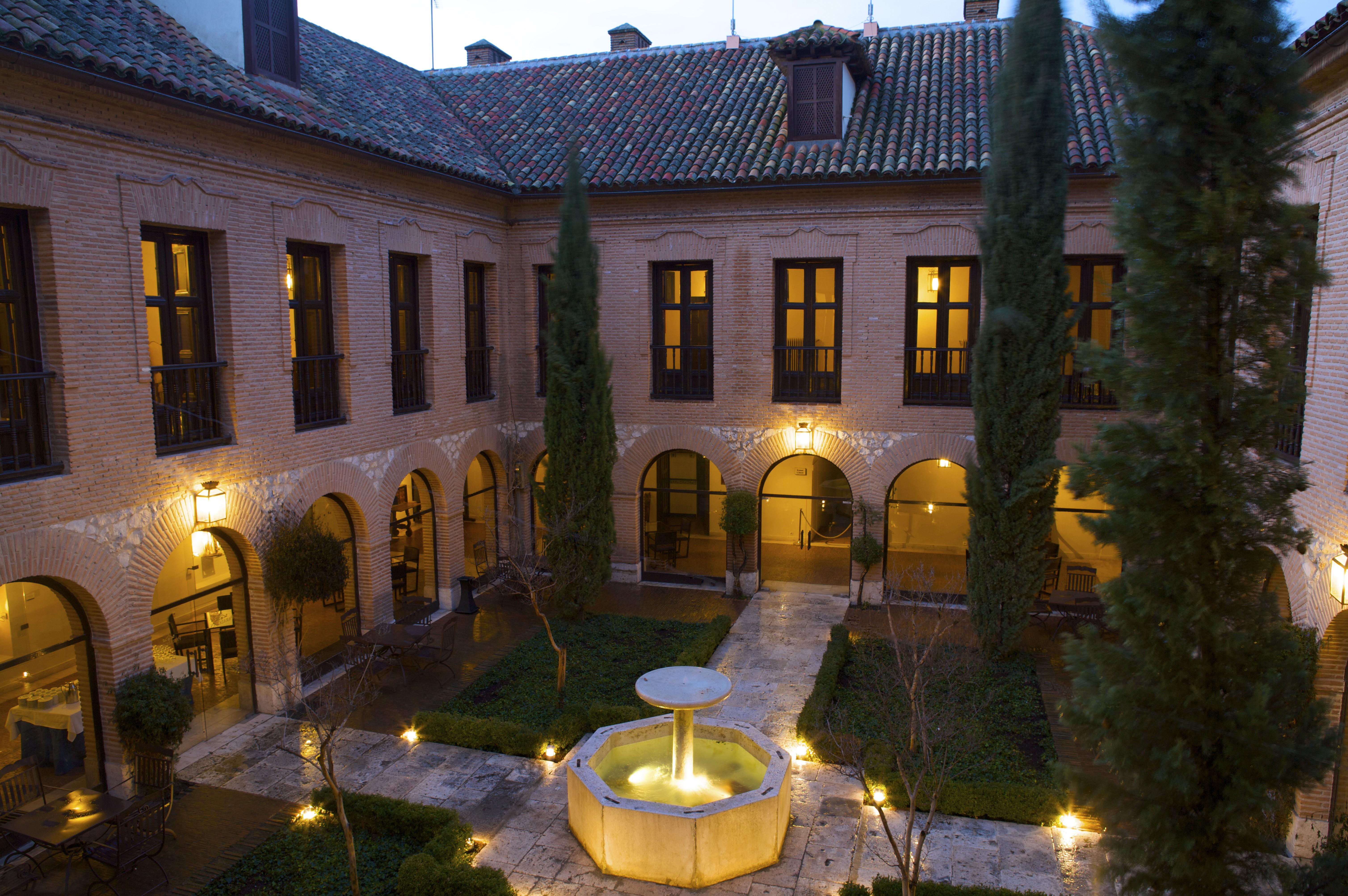 Parador De Chinchon Ngoại thất bức ảnh