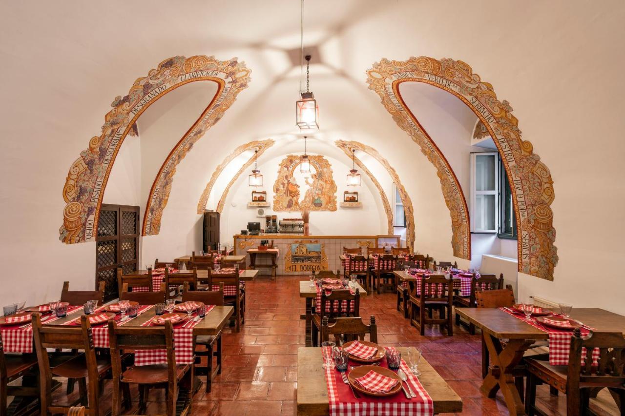 Parador De Chinchon Ngoại thất bức ảnh